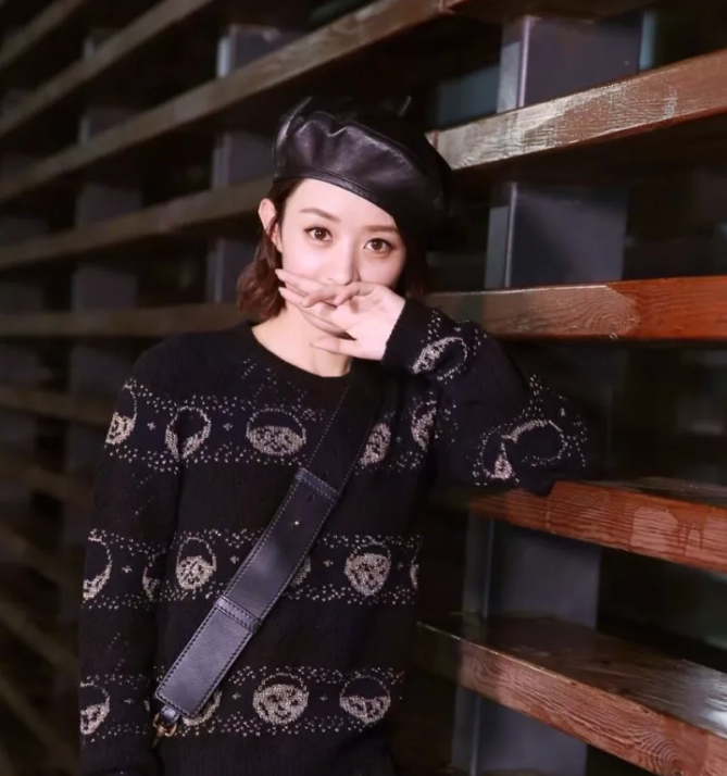今年秋冬最chic！原來短發和帽子這么配??！