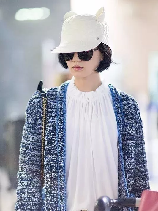 今年秋冬最chic！原來短發和帽子這么配??！